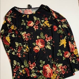 Agnes & Dora Urban Pullover Sweater